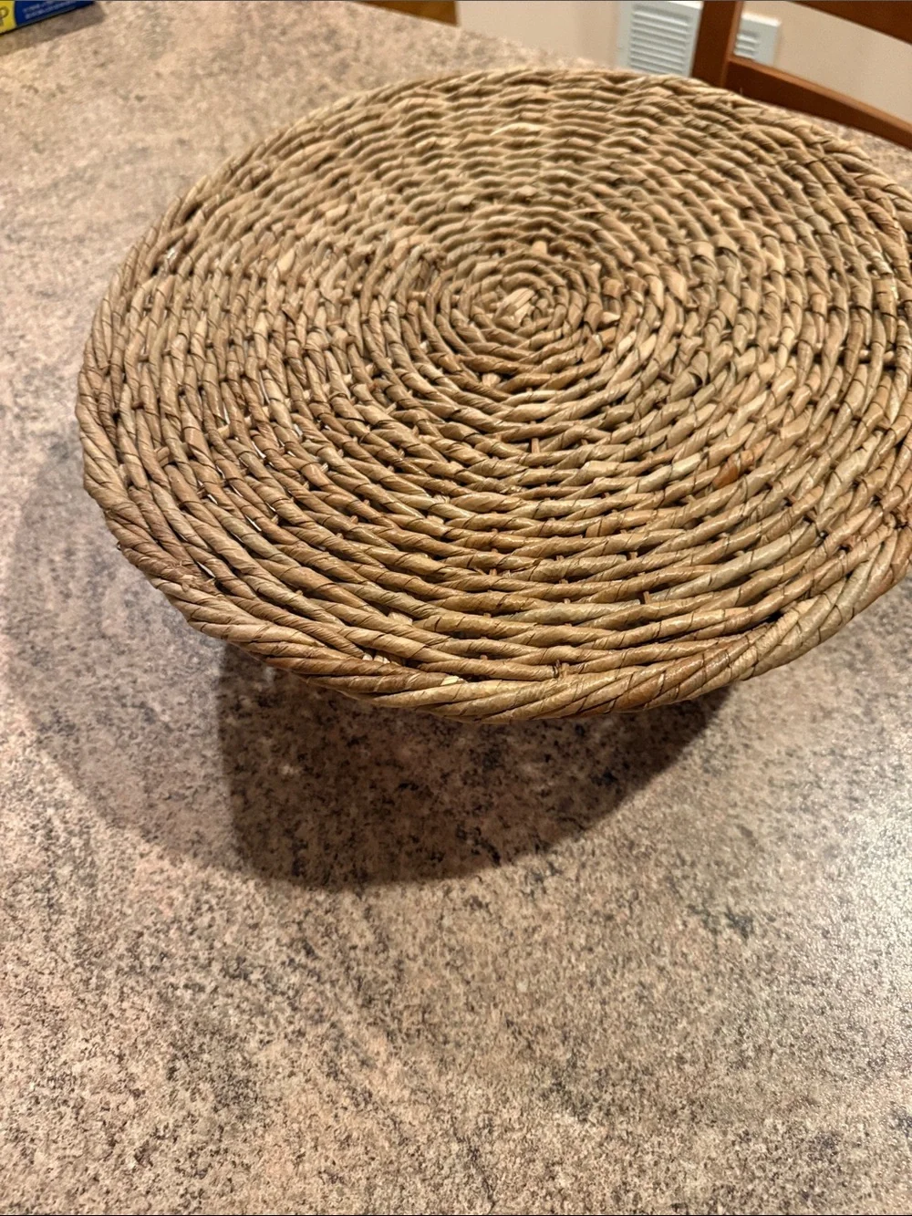Handwoven Natural Seagrass Decorative Round Tray